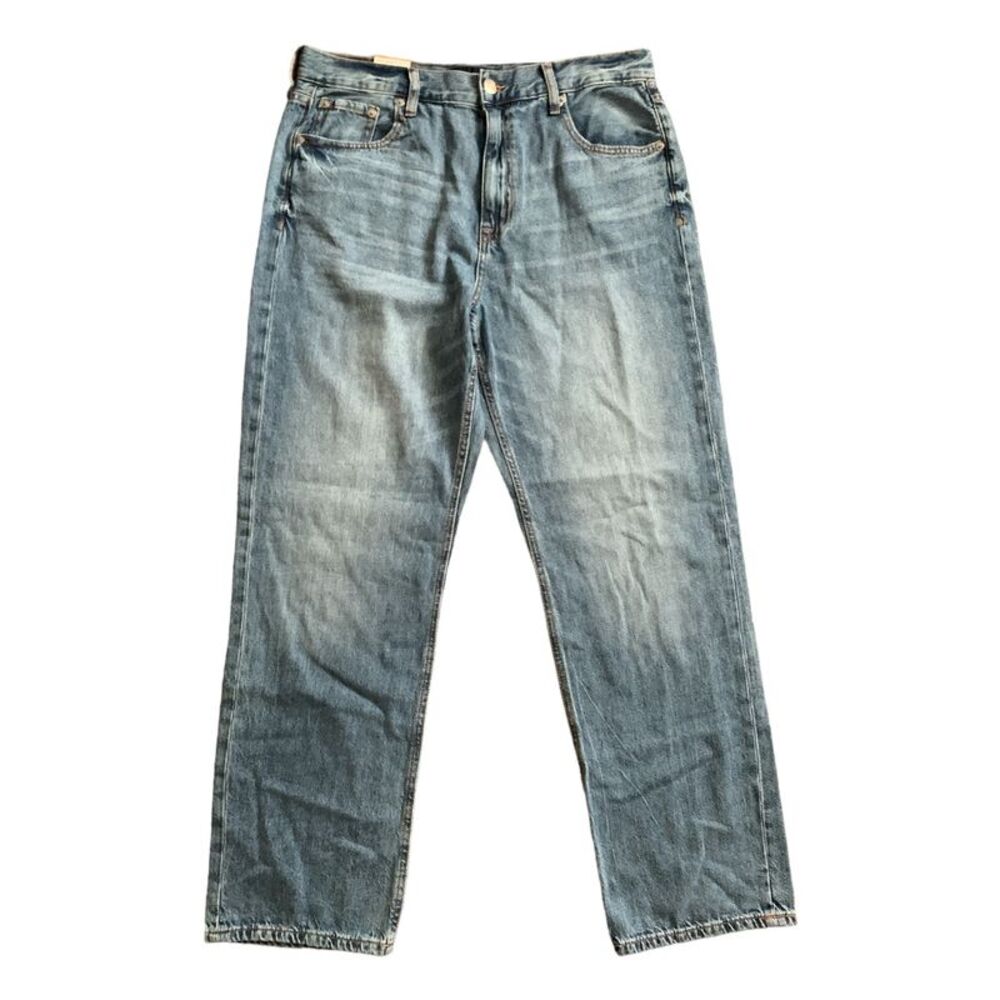 Aeropostale Light Wash Straight Leg Jeans